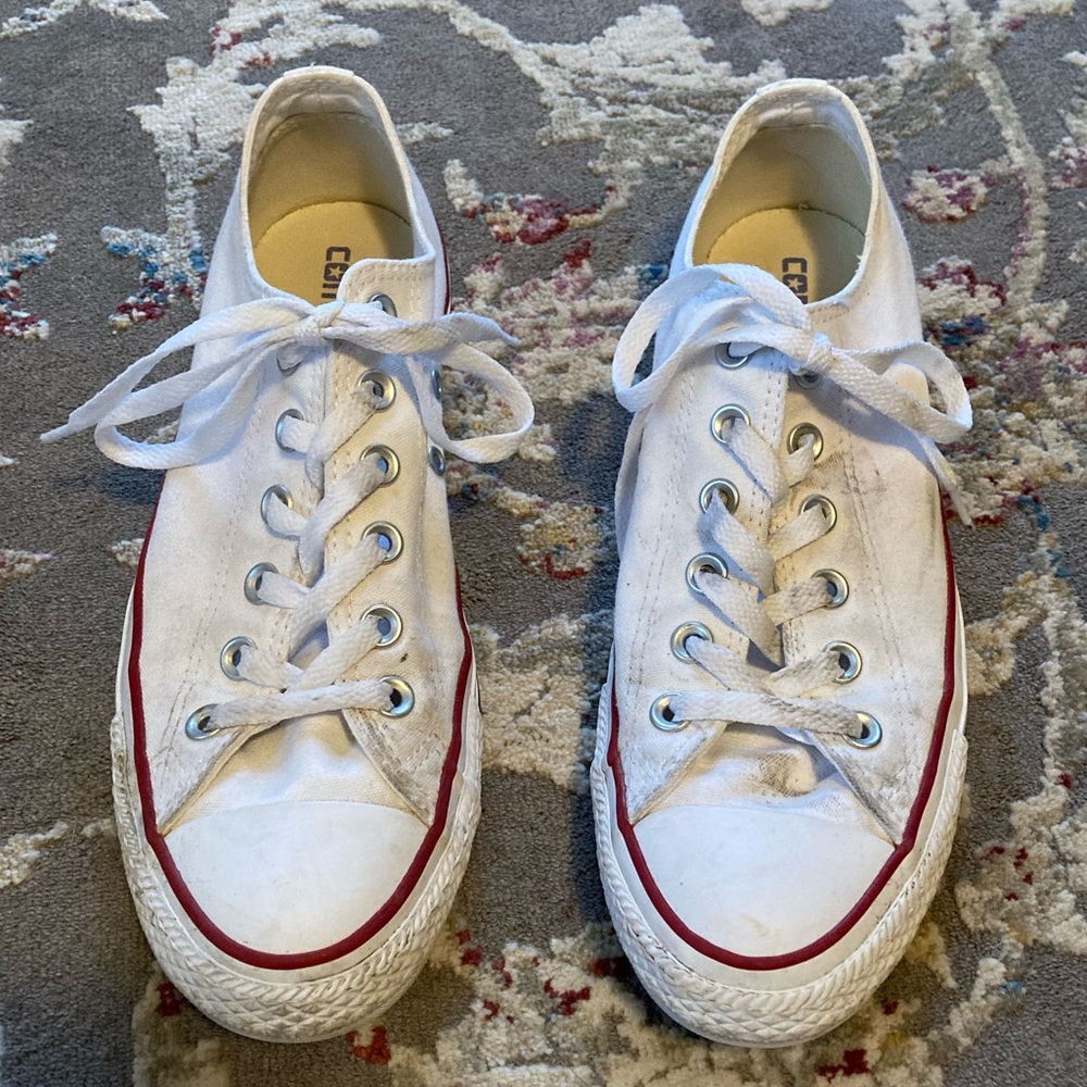 Low top Converse